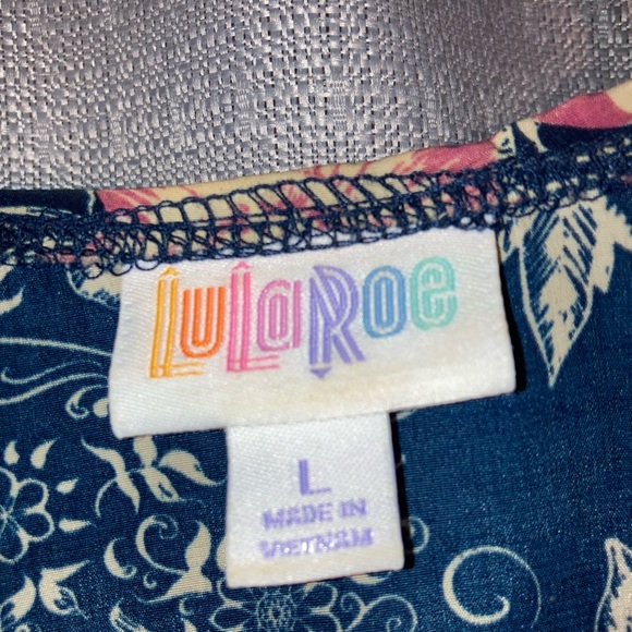 Lula Roe Sheer Cardigan - Picture 2 of 3